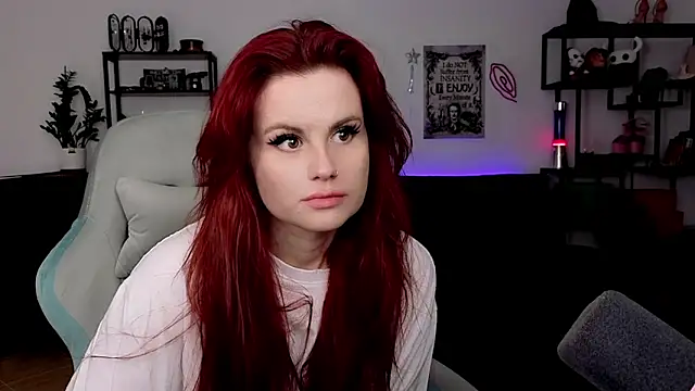 Snapshot of Della_Ideal chatting on 03.31.26 Della Ideal online show from 03.31.26
