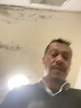 Snapshot of rogerdik76 chatting on 01.16.26 rogerdik76 online show from 01.16.26