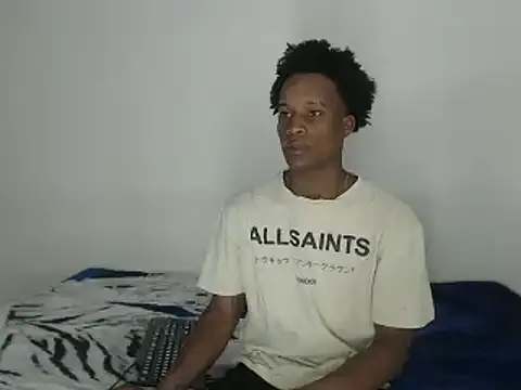 thomas love11 online show from 03.18.25