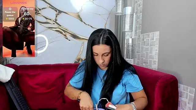 Bella williamss  online show from 04.06.26