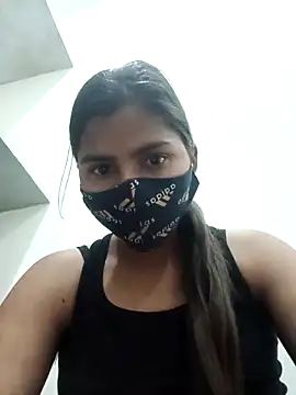 Snapshot of heena-3678 chatting on 03.11.25 heena-3678 online show from 03.11.25