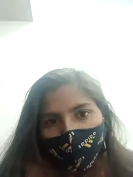 Snapshot of heena-3678 chatting on 03.17.25 heena-3678 online show from 03.17.25