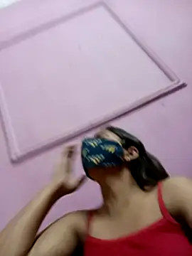 Snapshot of heena-3678 chatting on 11.10.25 heena-3678 online show from 11.10.25