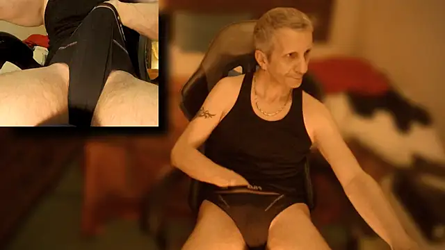 maxdaddy690 online show from 02.25.25