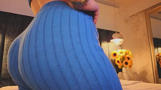 Ariannaa Suarez1 online show from 03.28.26