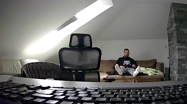 gryzoon online show from 03.13.25