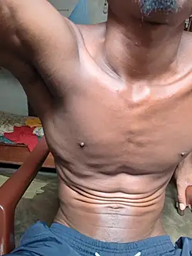 Snapshot of boodjona2 chatting on 04.13.26 boodjona2 online show from 04.13.26