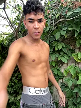 twinks 28 online show from 12.01.25