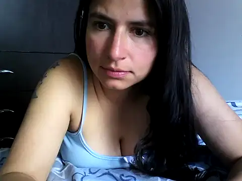 Escarcha-blue online show from 02.25.25