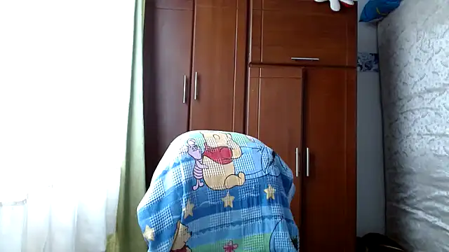 Snapshot of Escarcha-blue chatting on 05.22.26 Escarcha-blue online show from 05.22.26
