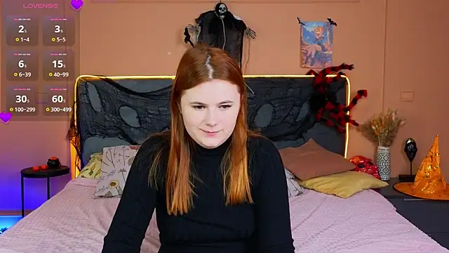 Eva Starlight online show from 10.22.25