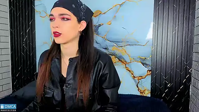 MaeveKuro online show from 01.10.26