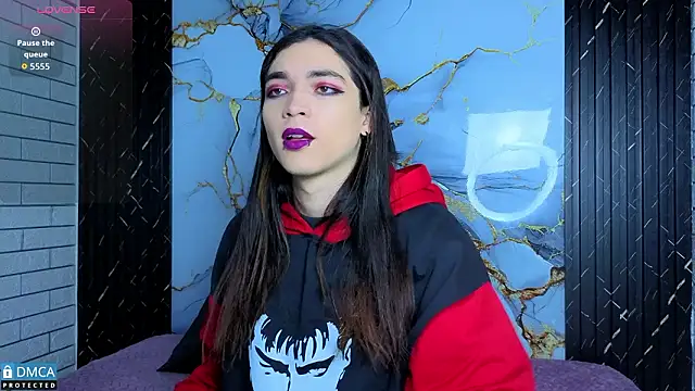 Snapshot of MaeveKuro chatting on 02.04.26 MaeveKuro online show from 02.04.26