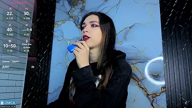 Snapshot of MaeveKuro chatting on 02.13.26 MaeveKuro online show from 02.13.26