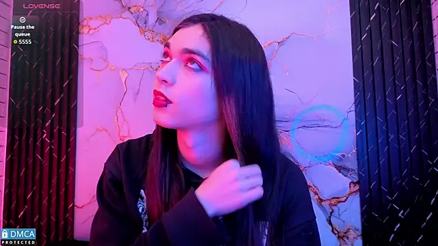 Snapshot of MaeveKuro chatting on 02.26.26 MaeveKuro online show from 02.26.26