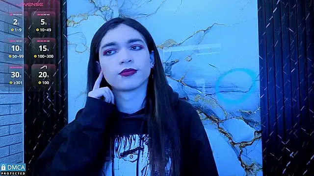 Snapshot of MaeveKuro chatting on 02.27.26 MaeveKuro online show from 02.27.26