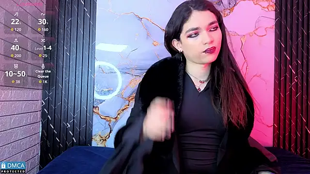 Snapshot of MaeveKuro chatting on 03.23.26 MaeveKuro online show from 03.23.26