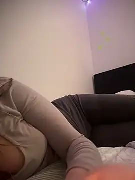 Snapshot of SwedishAstrid chatting on 02.26.26 SwedishAstrid online show from 02.26.26