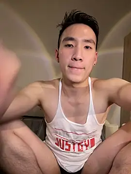 Snapshot of Hon1069 chatting on 03.17.25 Hon1069 online show from 03.17.25