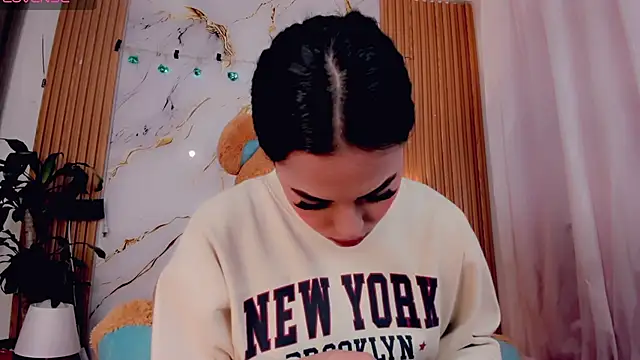 ValeriCardenas online show from 04.19.26