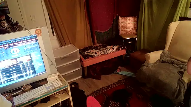 Foxxyhoneypott online show from 03.15.25