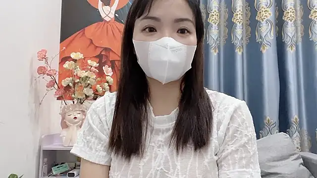 Snapshot of shishi_101 chatting on 11.11.25 shishi 101 online show from 11.11.25