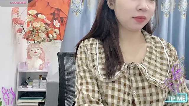 Snapshot of shishi_101 chatting on 01.12.26 shishi 101 online show from 01.12.26