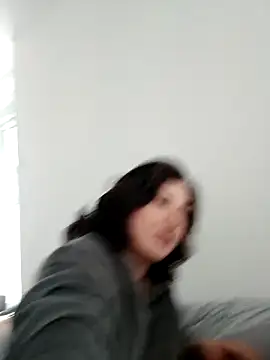 MiaM00 online show from 03.14.25