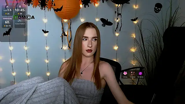 Snapshot of doll_vey chatting on 10.26.25 doll vey online show from 10.26.25