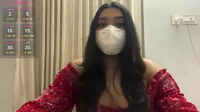 Snapshot of oviyakalra chatting on 09.13.25 oviyakalra online show from 09.13.25