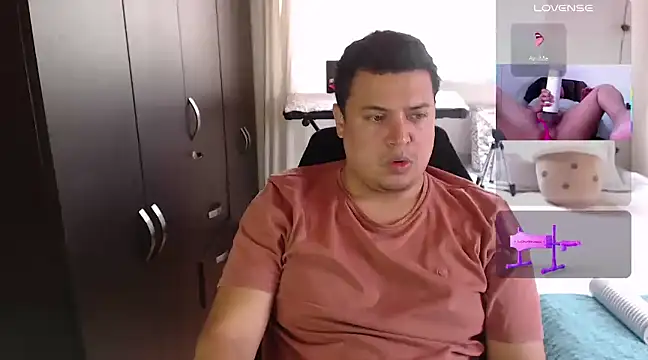 Snapshot of _Aragon__ chatting on 03.12.25 Aragon online show from 03.12.25