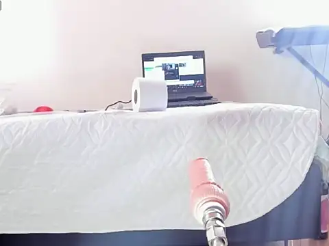 Snapshot of _Aragon__ chatting on 09.23.25 Aragon online show from 09.23.25