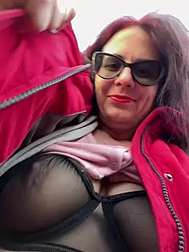 Snapshot of NataKitten chatting on 02.24.26 NataKitten online show from 02.24.26