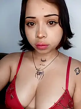 Akame yumi online show from 11.06.25