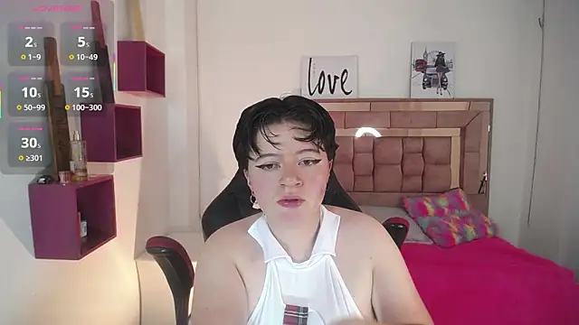 safyka online show from 10.24.25