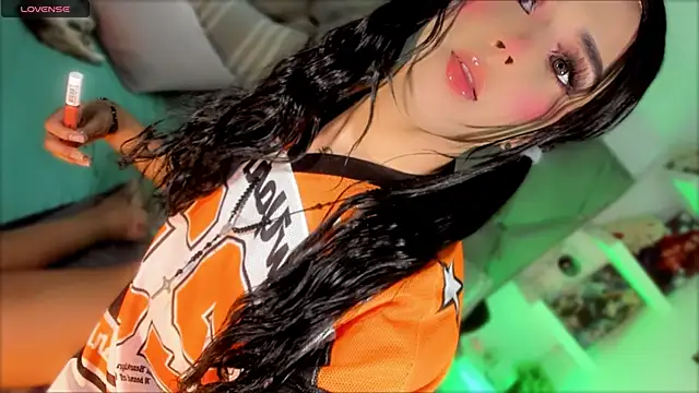 yaneycam online show from 04.21.26