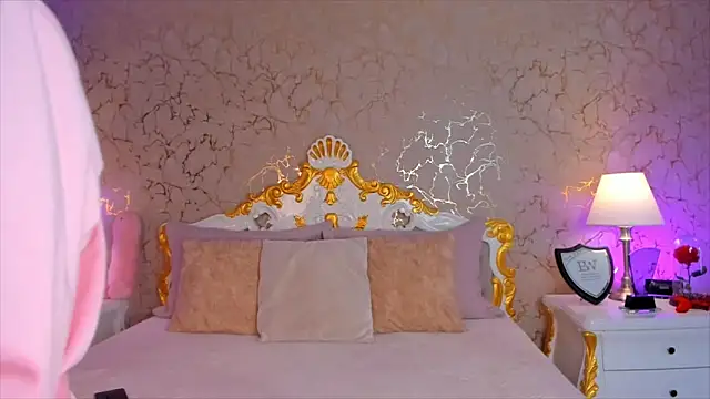 ScarlettWallace online show from 11.01.25