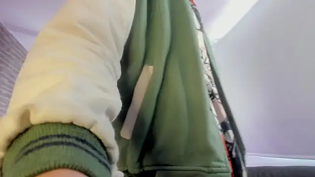 loverisu-coral online show from 02.03.26