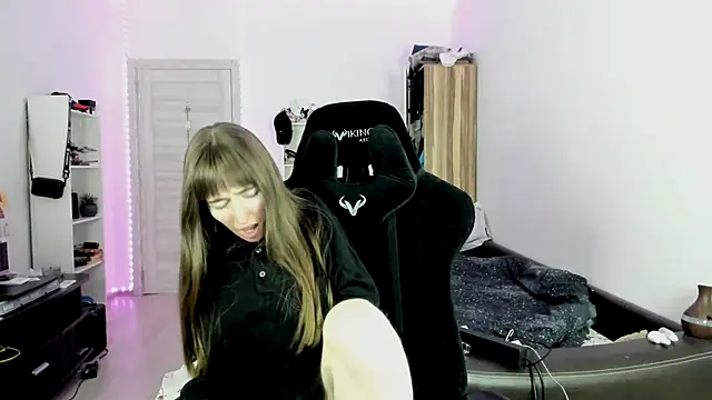 bekkawell online show from 11.26.25