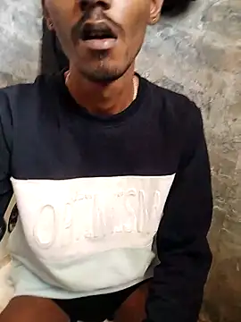 Snapshot of BlackDog__69 chatting on 02.26.25 BlackDog 69 online show from 02.26.25