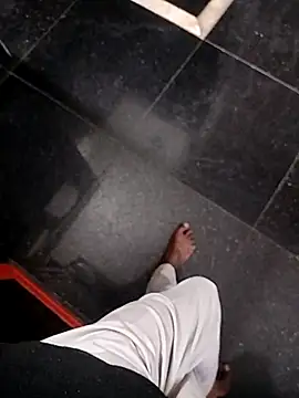 Snapshot of BlackDog__69 chatting on 11.03.25 BlackDog 69 online show from 11.03.25