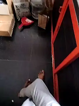 Snapshot of BlackDog__69 chatting on 11.16.25 BlackDog 69 online show from 11.16.25