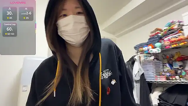 Snapshot of daiyo_kai_Gutara chatting on 02.09.26 daiyo kai Gutara online show from 02.09.26