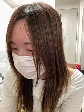 Snapshot of daiyo_kai_Gutara chatting on 02.11.26 daiyo kai Gutara online show from 02.11.26