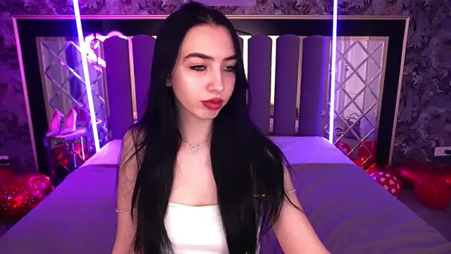 Snapshot of WildKittenX_ chatting on 02.13.26 WildKittenX online show from 02.13.26