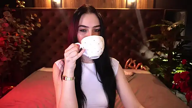 Snapshot of WildKittenX_ chatting on 02.28.26 WildKittenX online show from 02.28.26