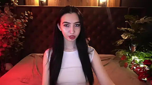 Snapshot of WildKittenX_ chatting on 03.18.26 WildKittenX online show from 03.18.26