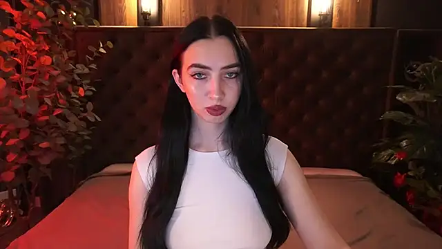 Snapshot of WildKittenX_ chatting on 03.31.26 WildKittenX online show from 03.31.26