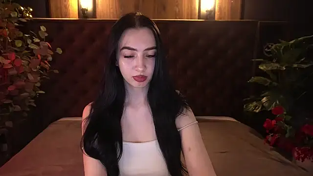 Snapshot of WildKittenX_ chatting on 04.08.26 WildKittenX online show from 04.08.26