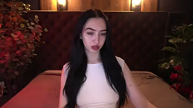 Snapshot of WildKittenX_ chatting on 04.09.26 WildKittenX online show from 04.09.26